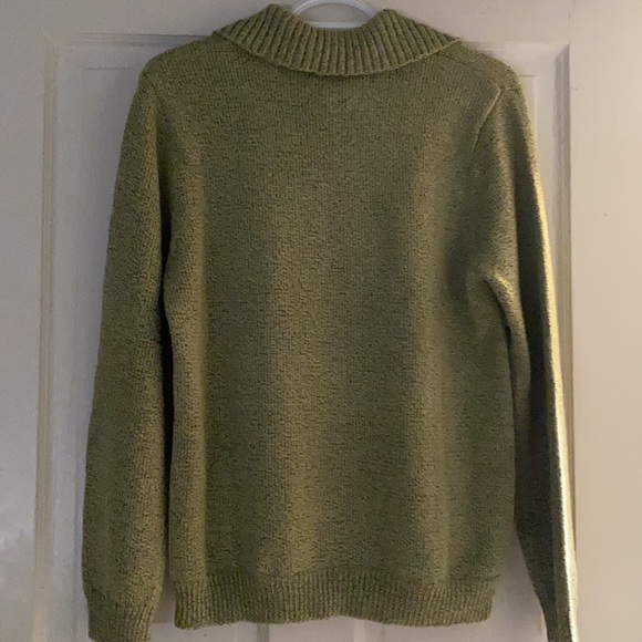 Spring Green Sweater SIZE L - Picture 3 of 3